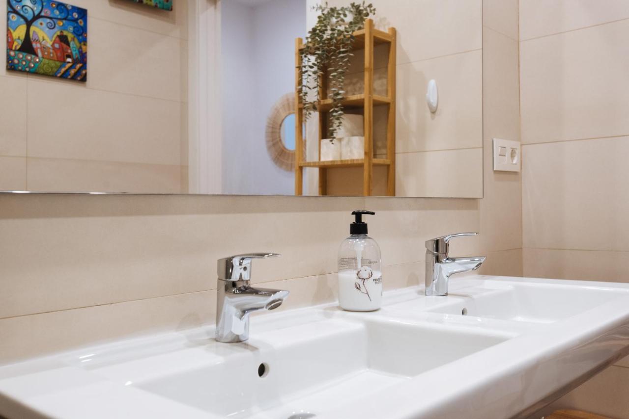 세비야 Apartamento Estelar Con Piscina Y Garaje Nervion 아파트 외부 사진